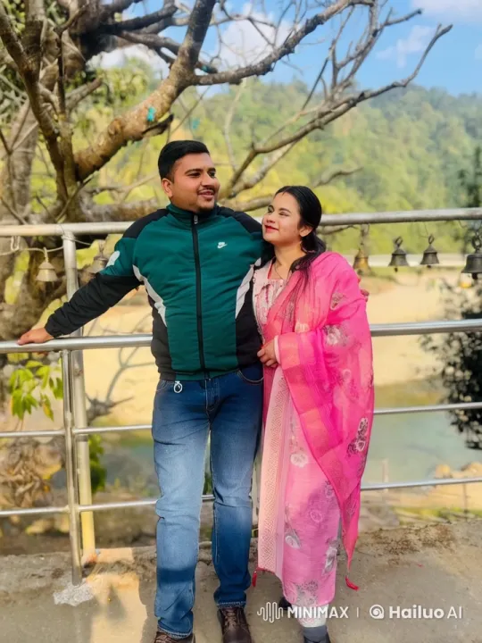 Couple Dances Joyfully in Scenic Outdoor Setting – AI Generated Video | Hailuo AI