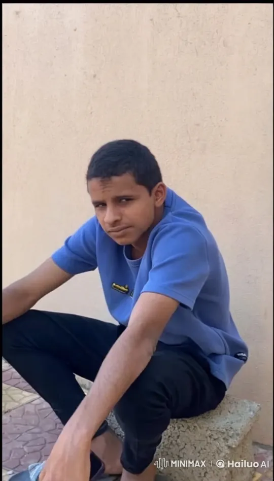 Contemplative Person Smoking in Static Scene – AI Generated Video | Hailuo AI