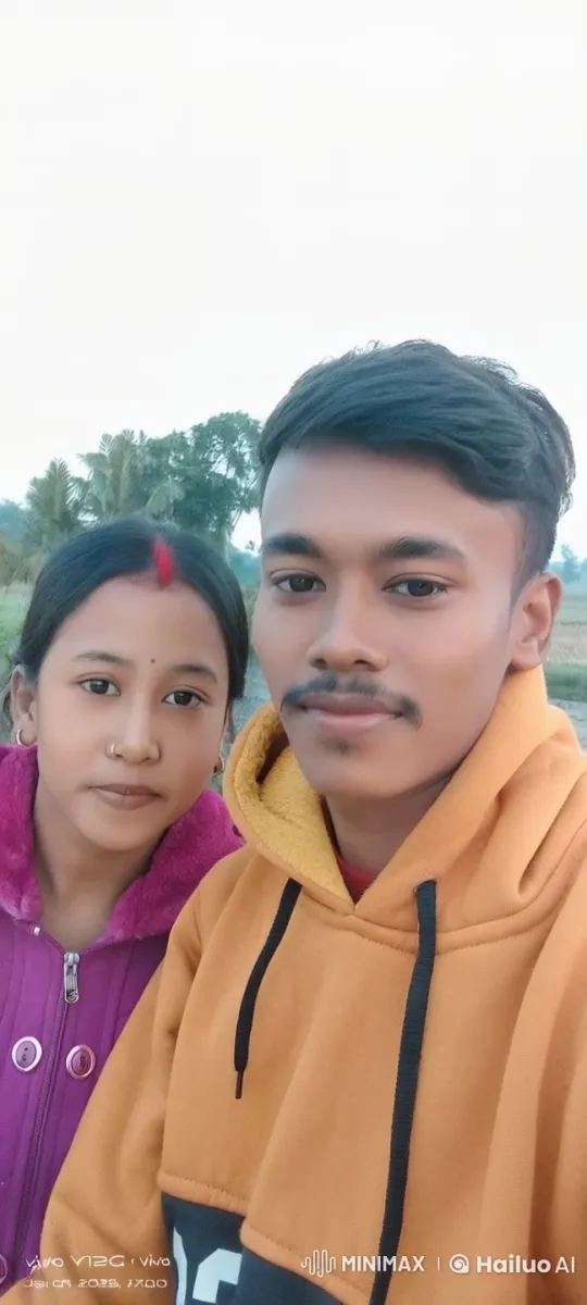 Young Couple Sharing an Intimate Kiss in Nature – AI Generated Video | Hailuo AI