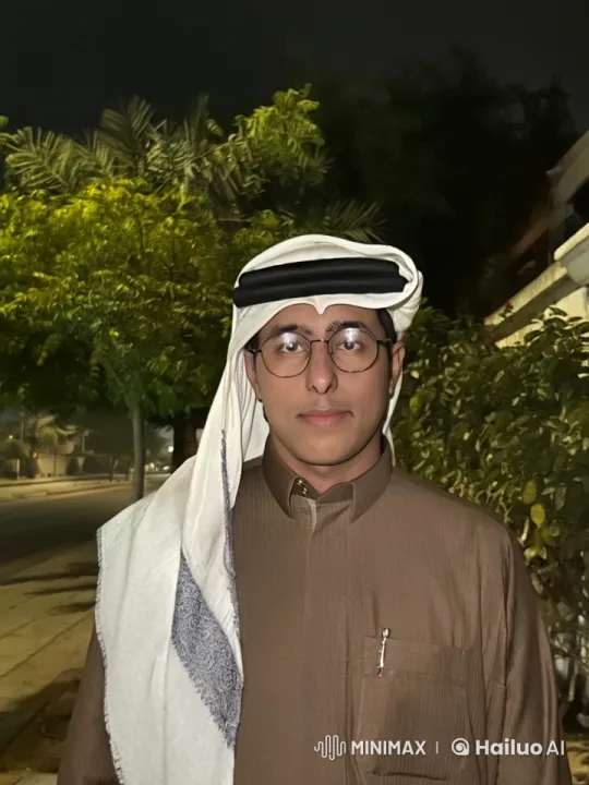 Man Smokes Calmly on Nighttime Sidewalk – AI Generated Video | Hailuo AI