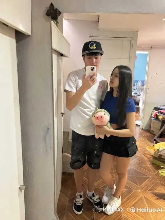 Betrayal and Heartbreak in a Triangular Romance – AI Generated Video | Hailuo AI