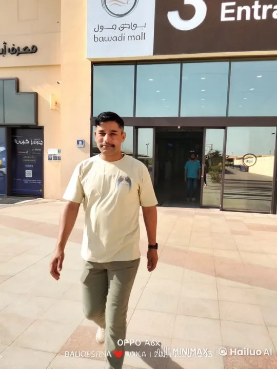 Liminal Space: Man Strolls Past Bawadi Mall Entrance – AI Generated Video | Hailuo AI