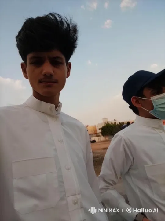 Two People Smoking and Observing in Urban Setting – AI Generated Video | Hailuo AI