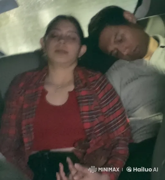 Couple's Intimate Moment in a Moving Car – AI Generated Video | Hailuo AI