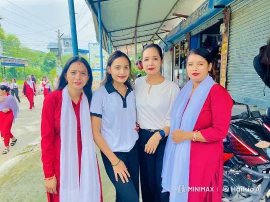 Women's Playful Fight in Bustling Street Scene – AI Generated Video | Hailuo AI