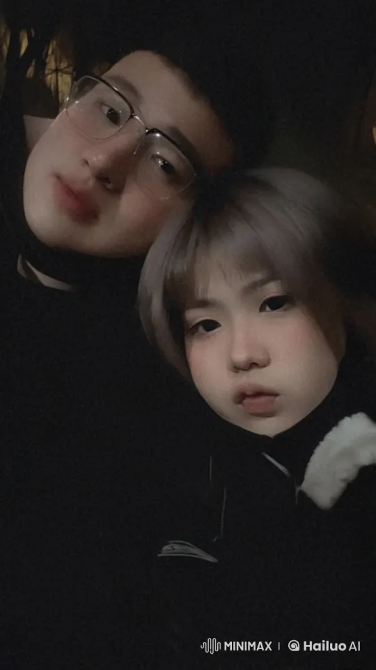 Intimate Moment: A Tender Kiss in the Dark – AI Generated Video | Hailuo AI