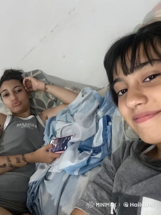 Children's Playful Bond Captured in Cozy Bedroom – AI Generated Video | Hailuo AI