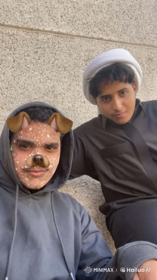 Casual Hangout: Two Friends Relaxing and Smoking – AI Generated Video | Hailuo AI