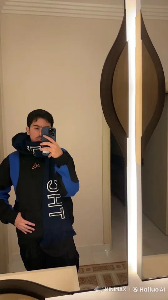 Person Smoking in Reflective Mirror Scene – AI Generated Video | Hailuo AI