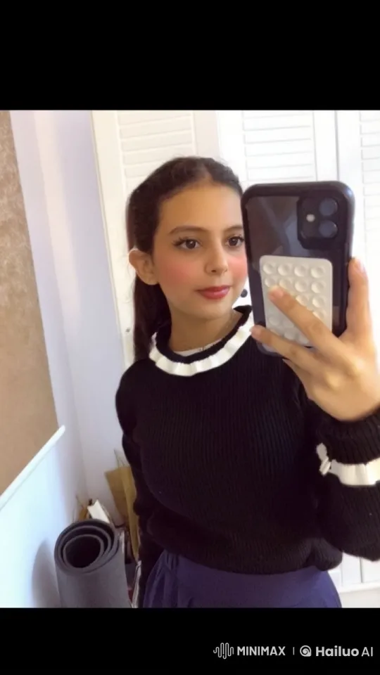 Woman Smoking, Taking Selfie in Casual Setting – AI Generated Video | Hailuo AI