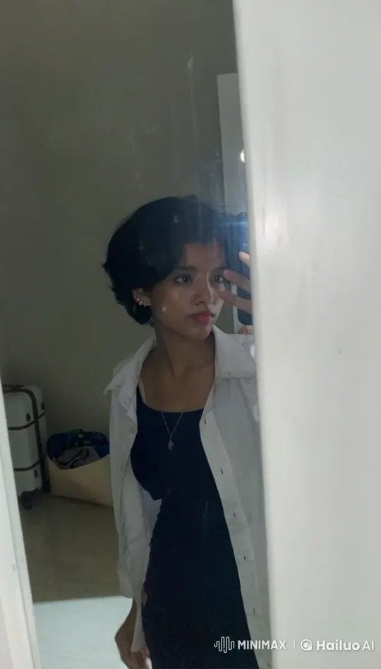 Person Taking a Selfie with a Cigarette – AI Generated Video | Hailuo AI