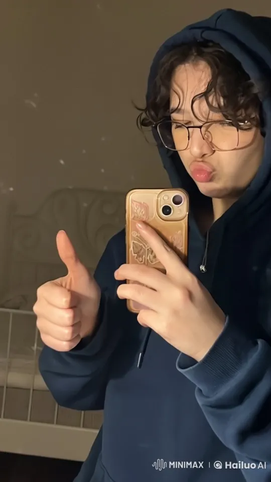 Person Smoking, Taking Mirror Selfie with Thumbs-Up – AI Generated Video | Hailuo AI