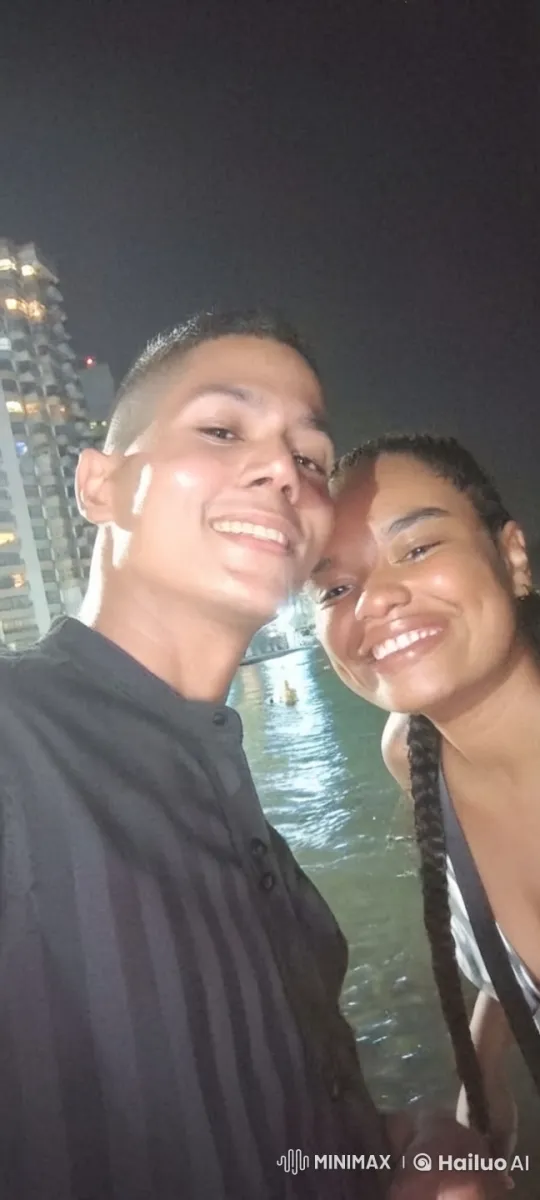 Nighttime Kiss Leads to Heartbreak by the Water – AI Generated Video | Hailuo AI