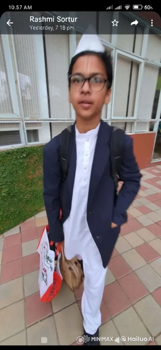 Teacher Enters Classroom, Students' Anticipation – AI Generated Video | Hailuo AI
