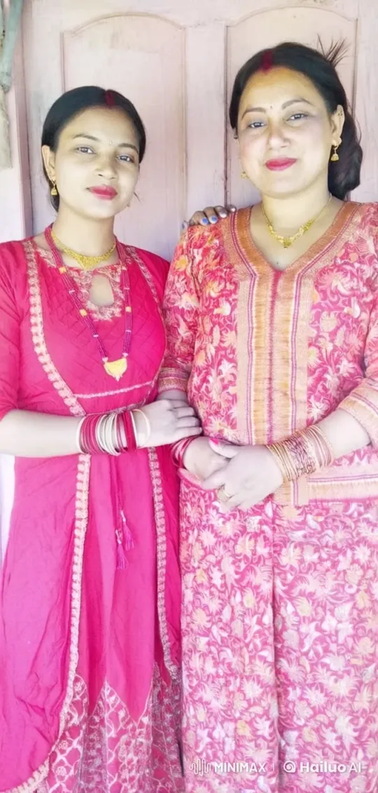Traditional Dress Women's Playful Chase Scene – AI Generated Video | Hailuo AI