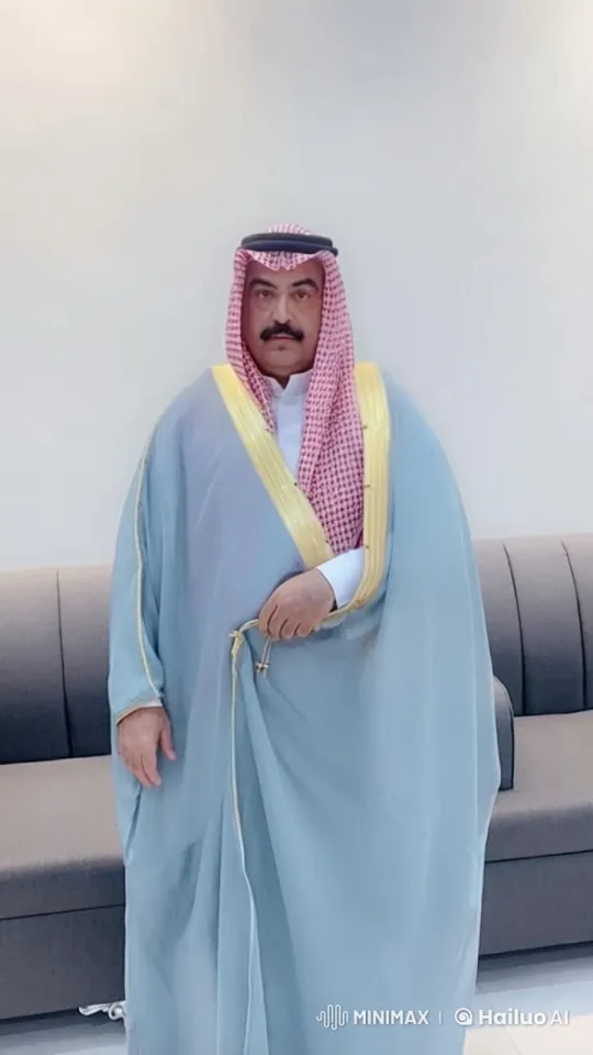 Traditional Middle Eastern Attire in Modern Setting – AI Generated Video | Hailuo AI