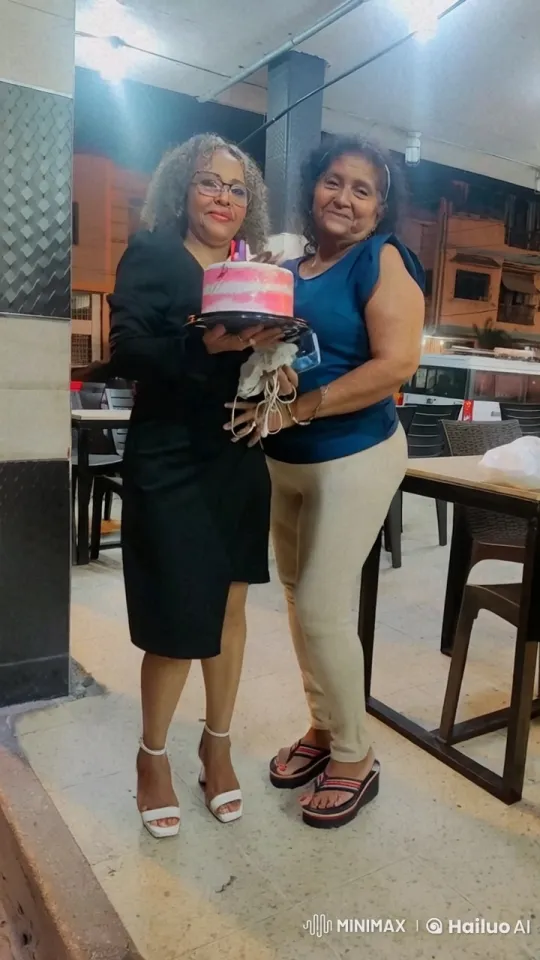 Joyful Celebration: Women Dancing with Cake – AI Generated Video | Hailuo AI