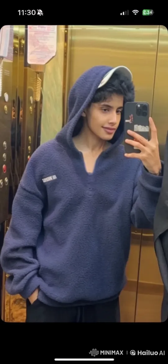 Elevator Mirror Selfie with Smoking Person – AI Generated Video | Hailuo AI