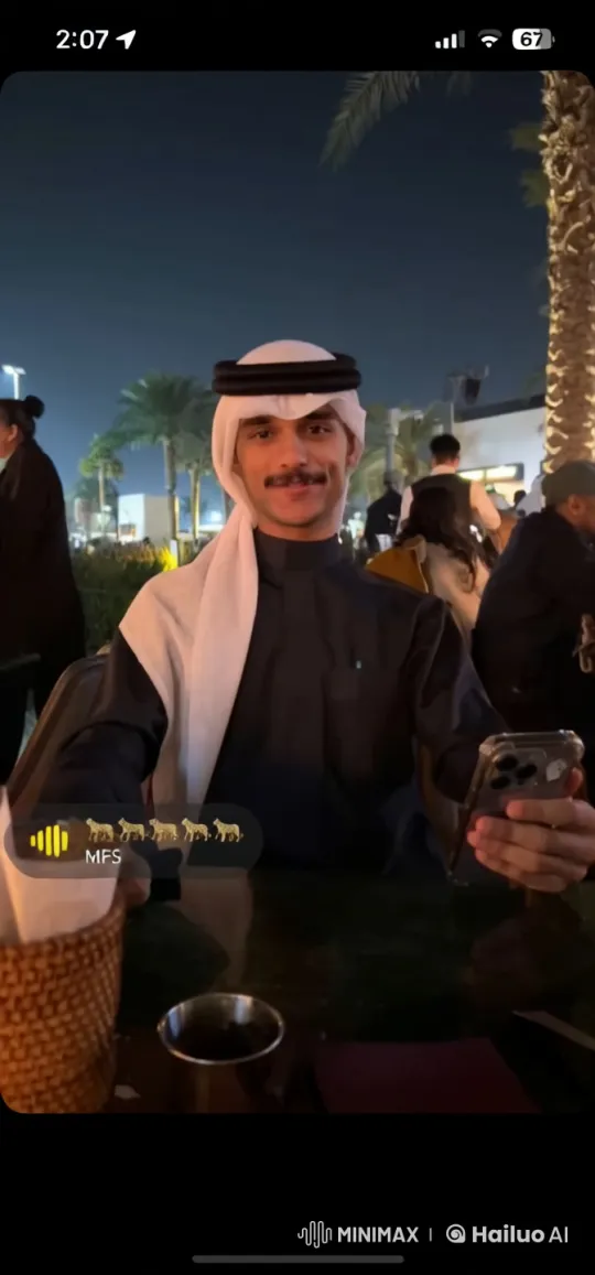 Night Out: Traditional Attire, Smartphone, and Smoking – AI Generated Video | Hailuo AI