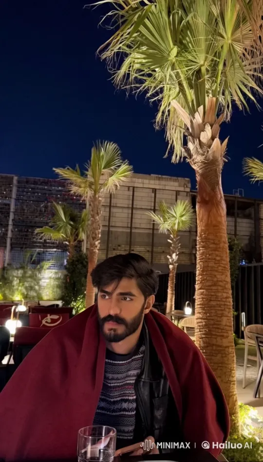 Nighttime Ambiance at an Outdoor Café – AI Generated Video | Hailuo AI