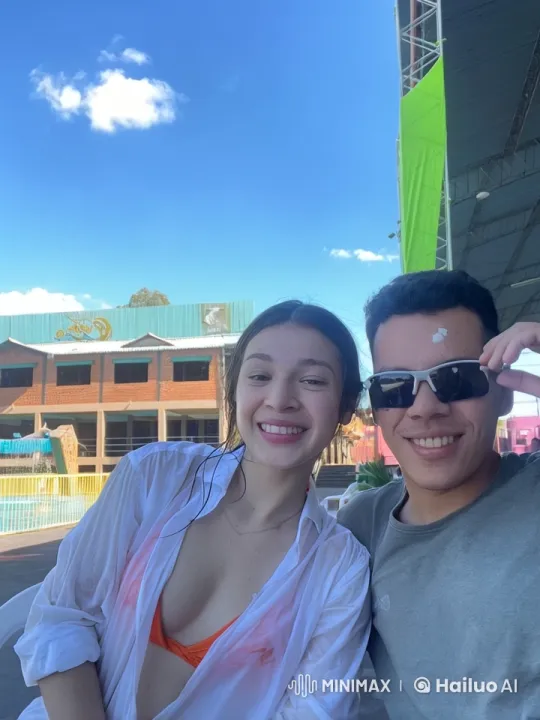 Girl's Heartbreak at Water Park After Boyfriend Kisses Another Girl – AI Generated Video | Hailuo AI
