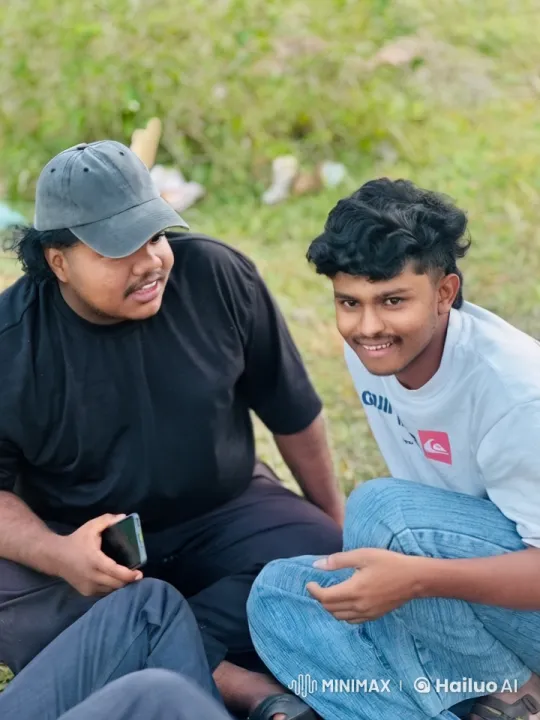 Outdoor Friendship: Affectionate Moment Captured – AI Generated Video | Hailuo AI