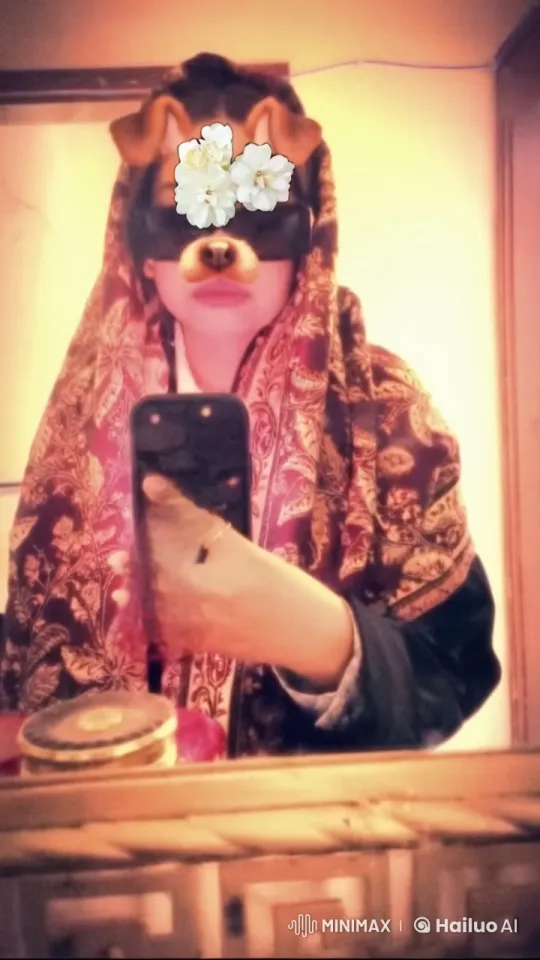 Whimsical Selfie with Embroidered Shawl and Sunglasses Filter – AI Generated Video | Hailuo AI