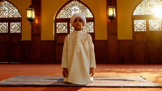 Boy Praying in Serene Mosque at Dawn – AI Generated Video | Hailuo AI