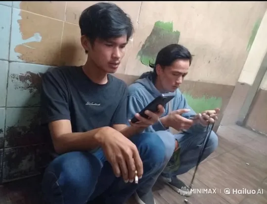 Unexpected Phone Explosion Startles Two Men in Deteriorating Room – AI Generated Video | Hailuo AI