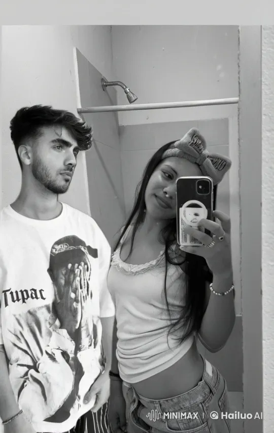 Young Couple's Intimate Mirror Selfie Kiss – AI Generated Video | Hailuo AI