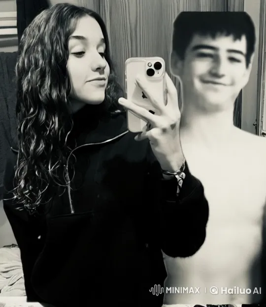 Intimate Mirror Selfie and Affectionate Kiss – AI Generated Video | Hailuo AI
