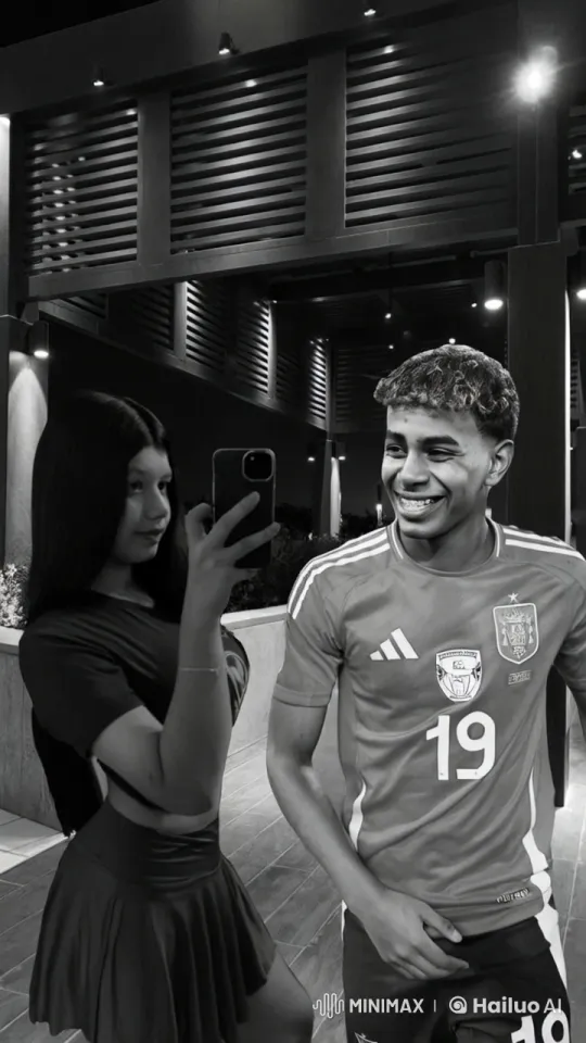 Couple Shares Intimate Moment in Outdoor Setting – AI Generated Video | Hailuo AI