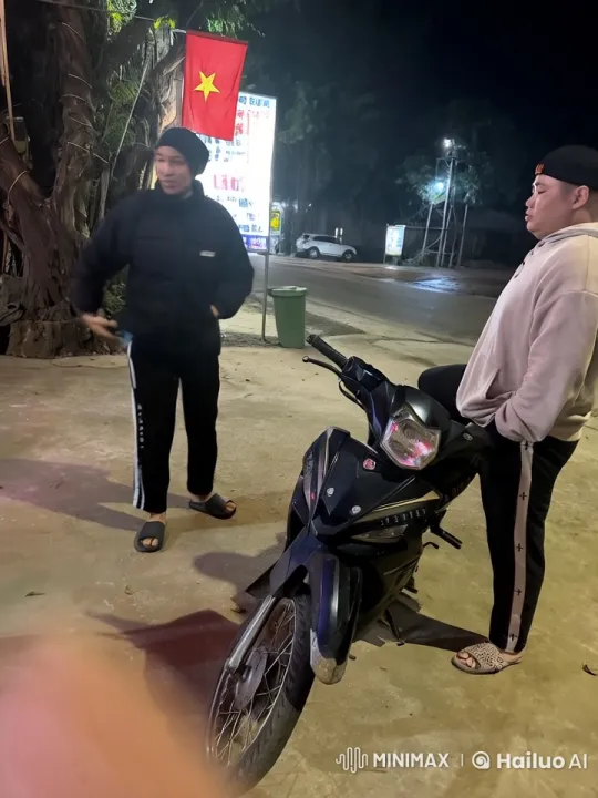 Nighttime Street Kung Fu Showdown – AI Generated Video | Hailuo AI