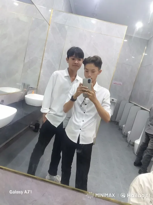 Martial Arts Performance in Modern Bathroom Setting – AI Generated Video | Hailuo AI
