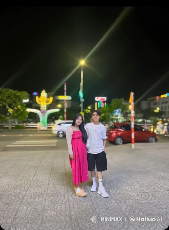 Nighttime Martial Arts Duel in Urban Neon Setting – AI Generated Video | Hailuo AI