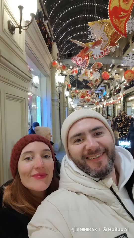 Festive Holiday Scene with Playful Affection – AI Generated Video | Hailuo AI