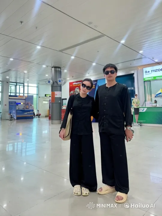 Martial Arts Performance in Modern Airport Terminal – AI Generated Video | Hailuo AI