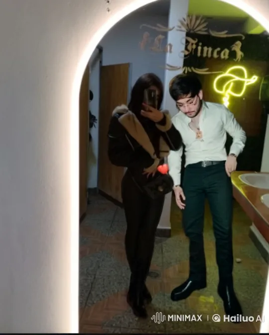 Couple Reflects Intimacy in Mirror Selfie – AI Generated Video | Hailuo AI