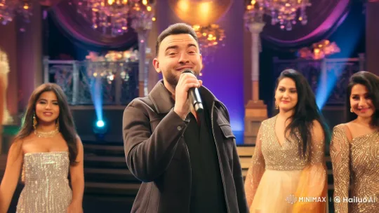 Charismatic Popstar Enchants Audience with Glamorous Performance – AI Generated Video | Hailuo AI