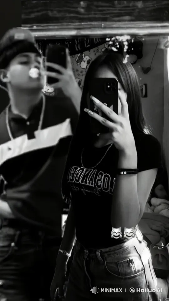 Young Couple Takes Intimate Mirror Selfie – AI Generated Video | Hailuo AI