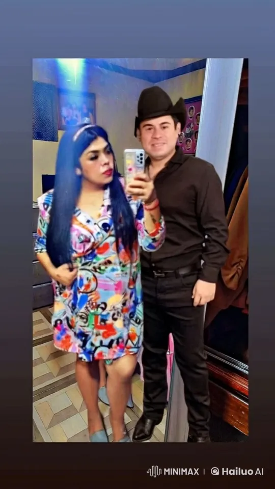 Stylish Couple Takes Sweet Selfie in Cozy Room – AI Generated Video | Hailuo AI