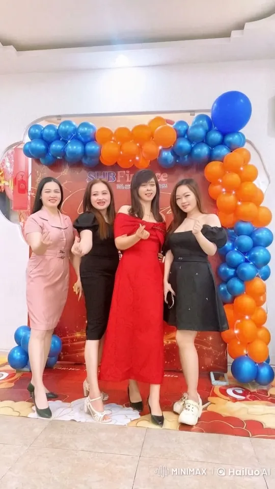 Four Women's Elegance Conceals Escalating Conflict – AI Generated Video | Hailuo AI