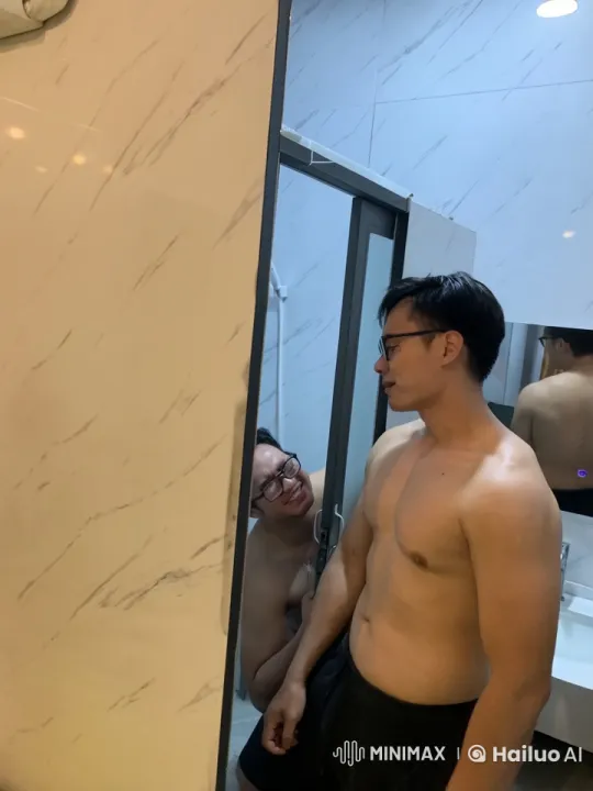Shirtless Man's Dance Turns to Urgent Confrontation – AI Generated Video | Hailuo AI