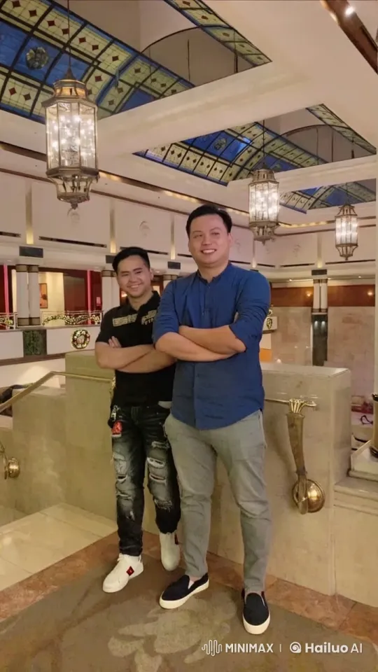 Luxurious Setting Showcases Martial Arts and Magical Display – AI Generated Video | Hailuo AI