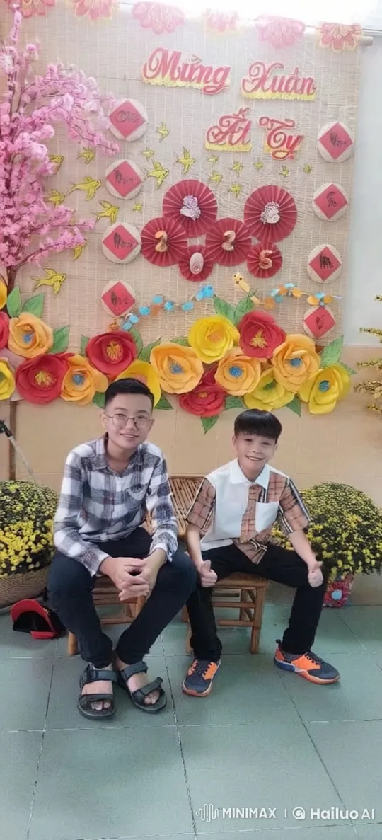 Boys Perform Energetic Kungfu in Festive Vietnamese Setting – AI Generated Video | Hailuo AI
