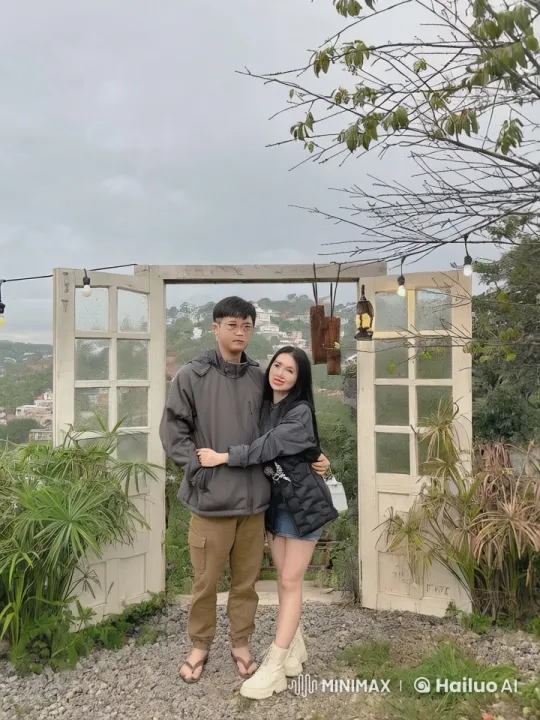 Couple Demonstrates Impressive Kung Fu in Scenic Setting – AI Generated Video | Hailuo AI