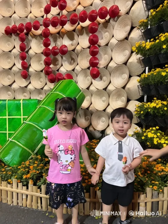 Children's Playful Kung Fu Performance with Festive Backdrop – AI Generated Video | Hailuo AI