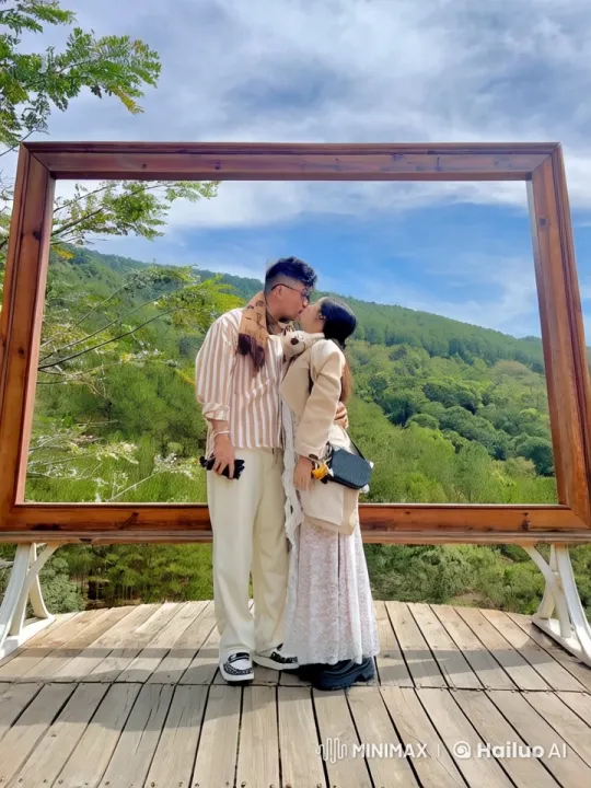Couple Combines Romance and Kung Fu in Forest Setting – AI Generated Video | Hailuo AI