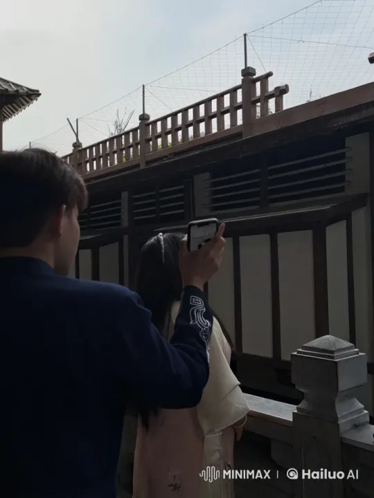 Traditional Attire Kung Fu Fight Against Historical Backdrop – AI Generated Video | Hailuo AI