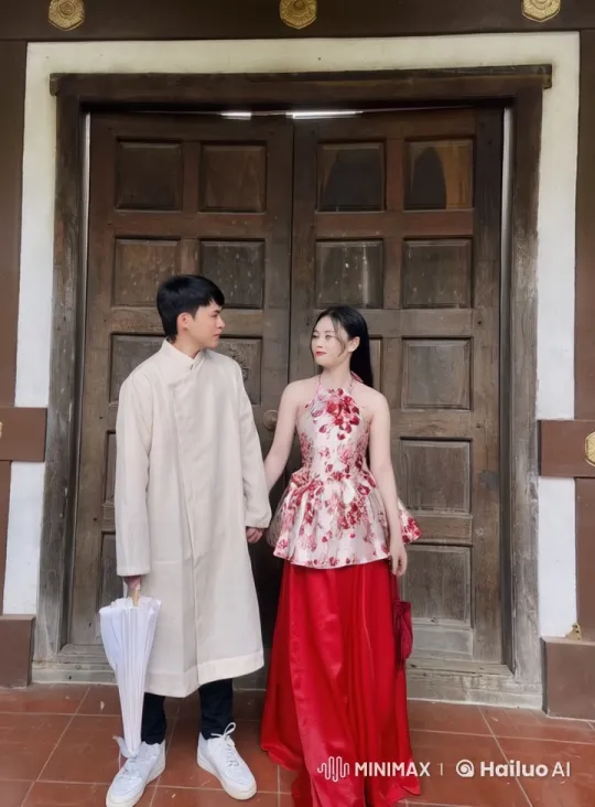 Couple Performs Synchronized Martial Arts in Traditional Attire – AI Generated Video | Hailuo AI